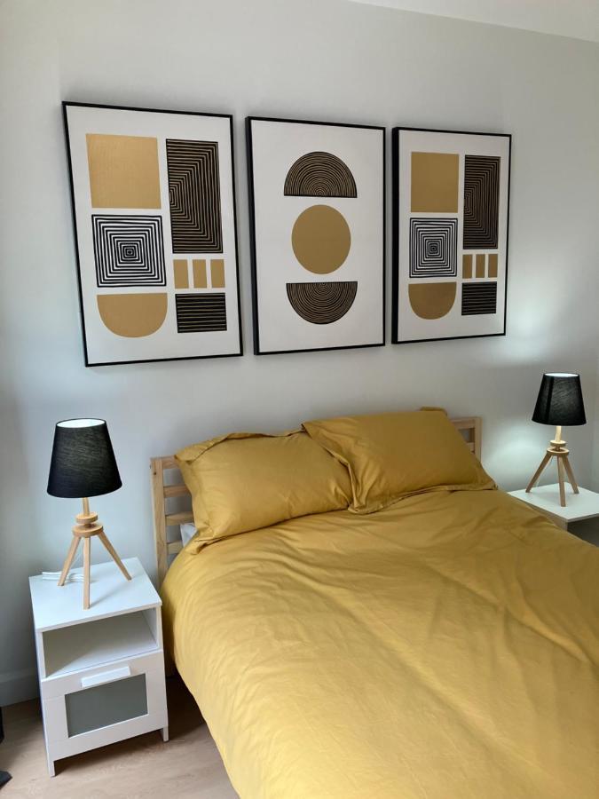 Appartement Yin Et Yang à Sainte-Anne-de-Beaupré Extérieur photo