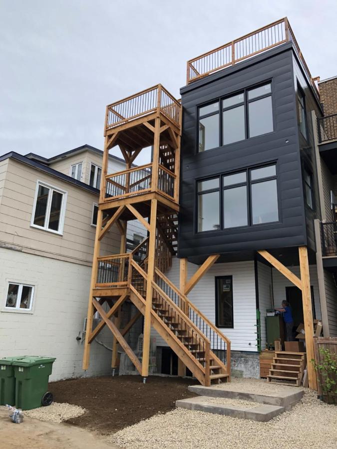 Appartement Yin Et Yang à Sainte-Anne-de-Beaupré Extérieur photo