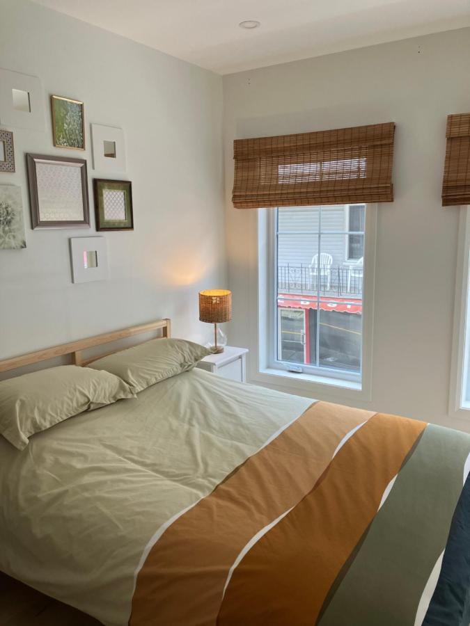 Appartement Yin Et Yang à Sainte-Anne-de-Beaupré Extérieur photo