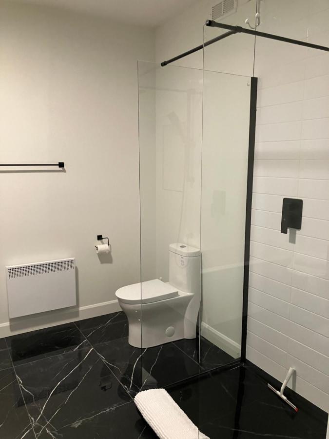 Appartement Yin Et Yang à Sainte-Anne-de-Beaupré Extérieur photo