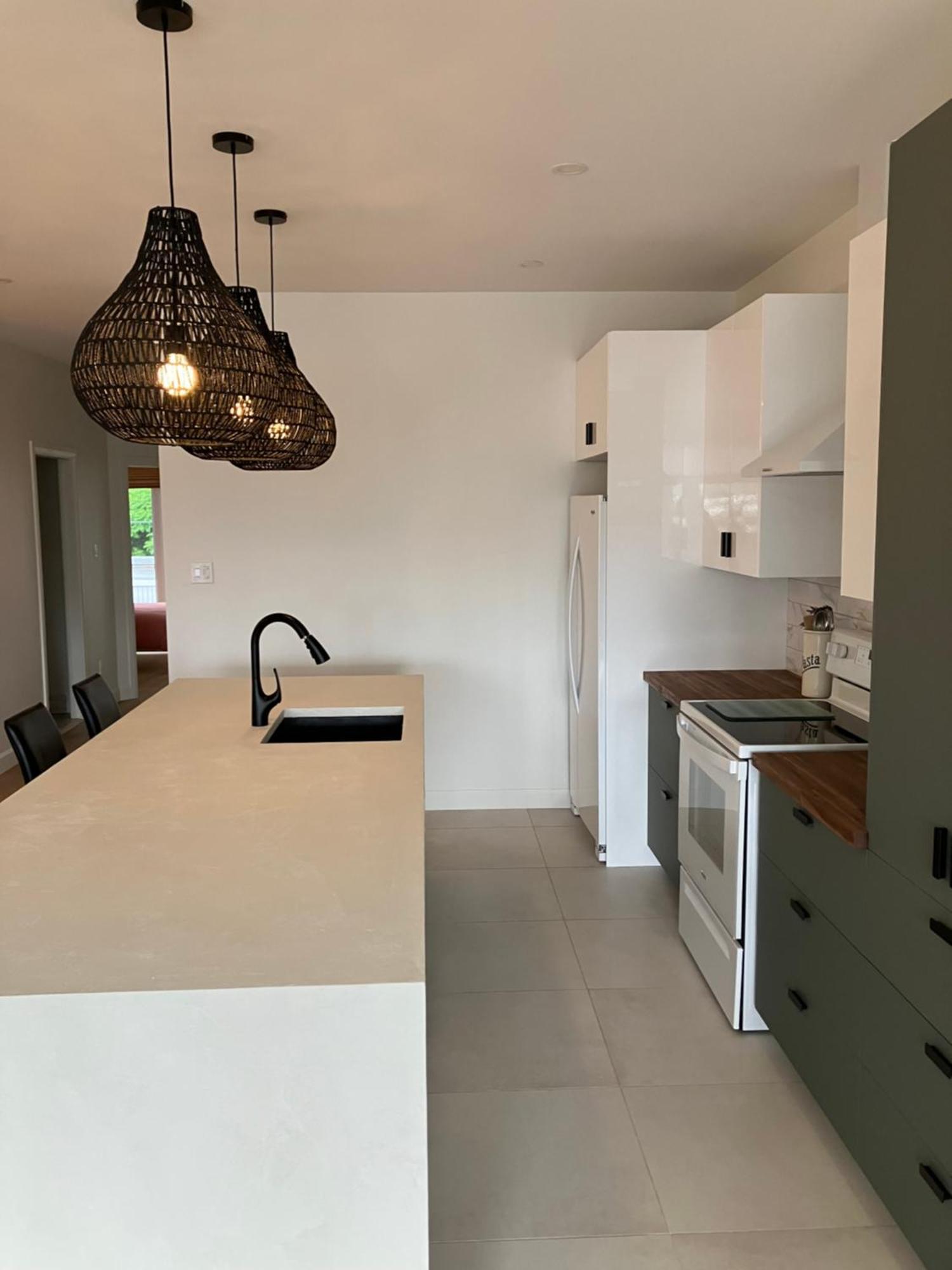 Appartement Yin Et Yang à Sainte-Anne-de-Beaupré Extérieur photo